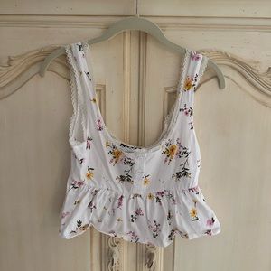 NEW Forever 21 White Button Lace Cropped Tank Top Floral S